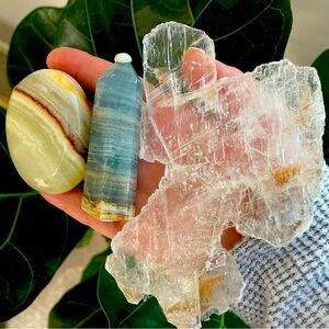 Natural Stone Decorative Set with Blue and Cream Accents